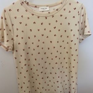 Love olive co ditsy floral ribbed t shirt